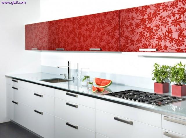 Facade-meuble-cuisine-rouge-fleurs_w641h478.jpg