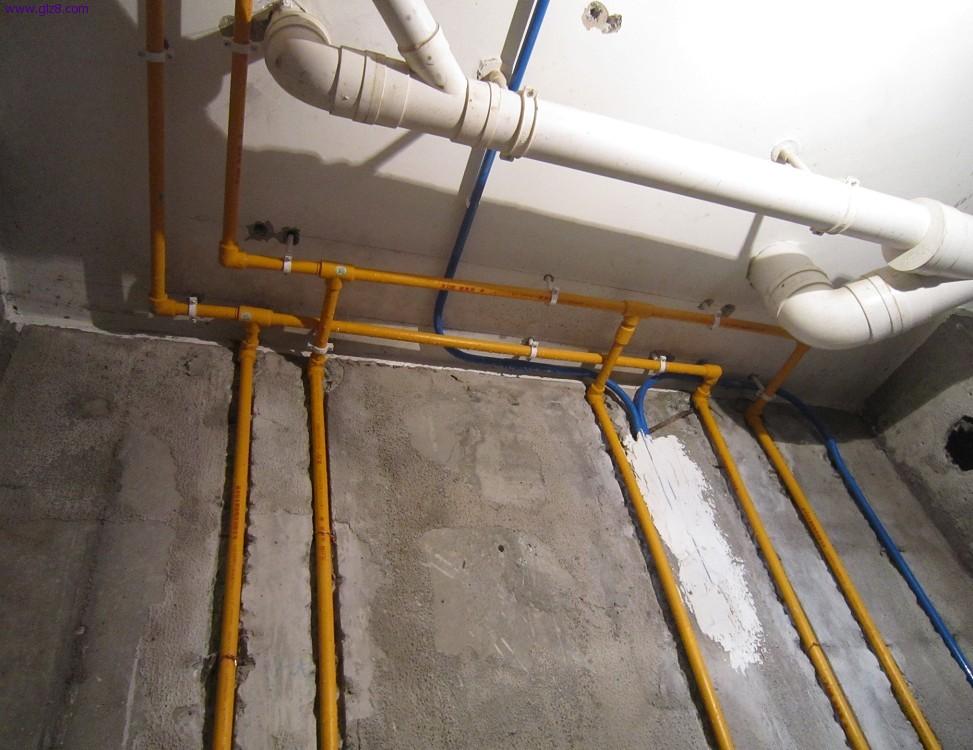 卫生间水管.jpg