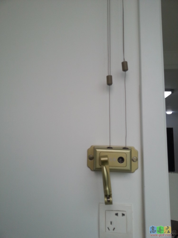 恋晴衣架的把手