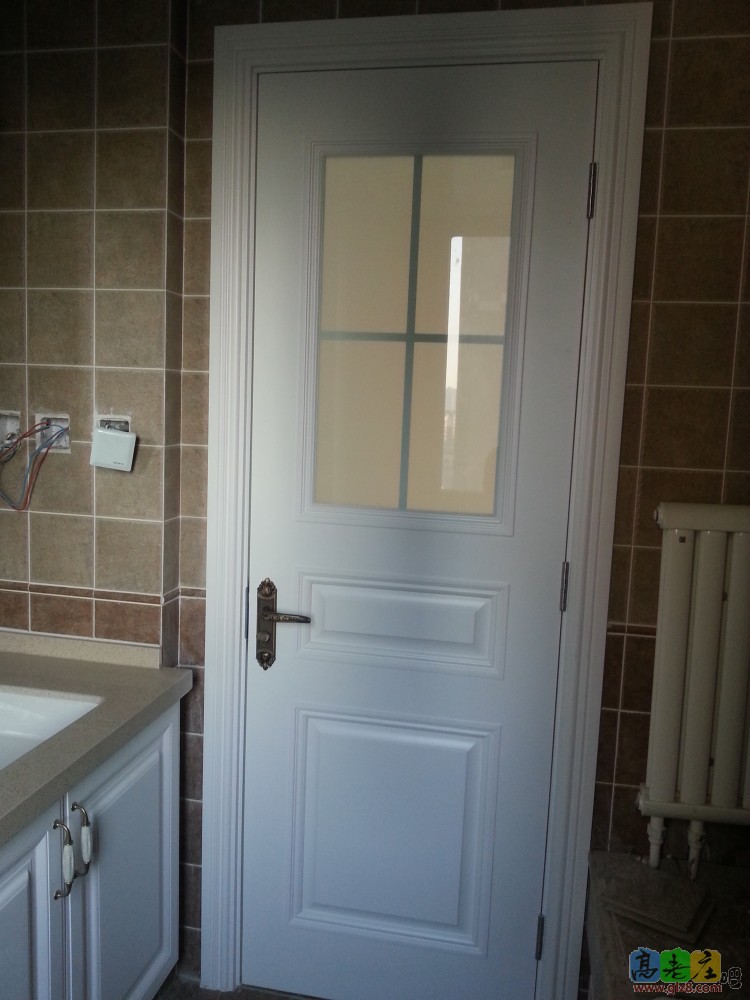 从内看主卫浴室门