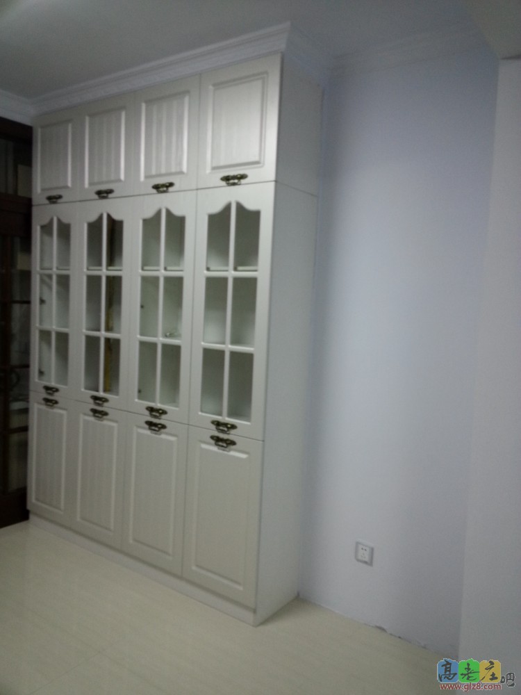 酒柜（空地放冰箱）