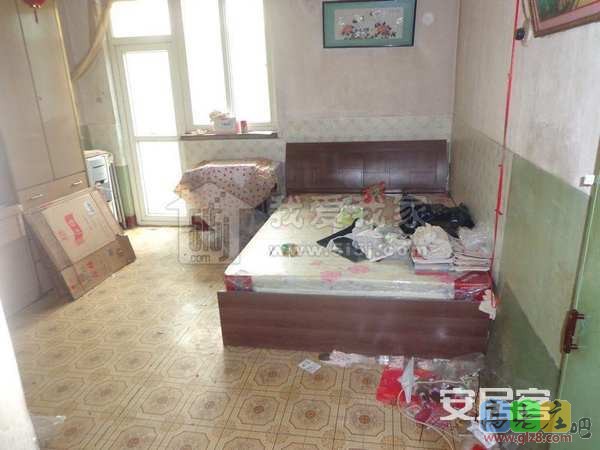 请输入昨天和一位设计师沟通了一下，她说我的墙不好拆，求证各位描述