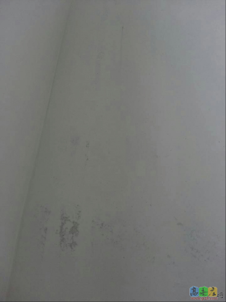 墙面露底.png
