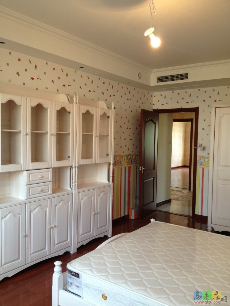 这个角度能看到依品木门