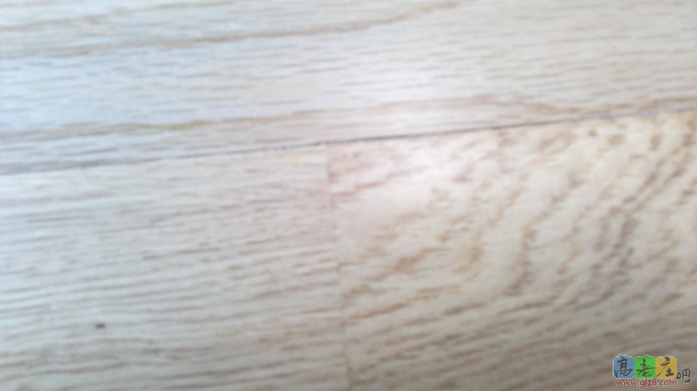 这里的缝没敲好。还是有点小遗憾呀。有三处这样的。