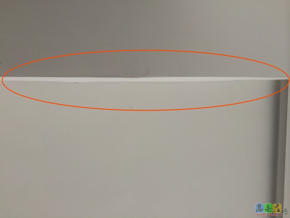 从吊顶下面网上看