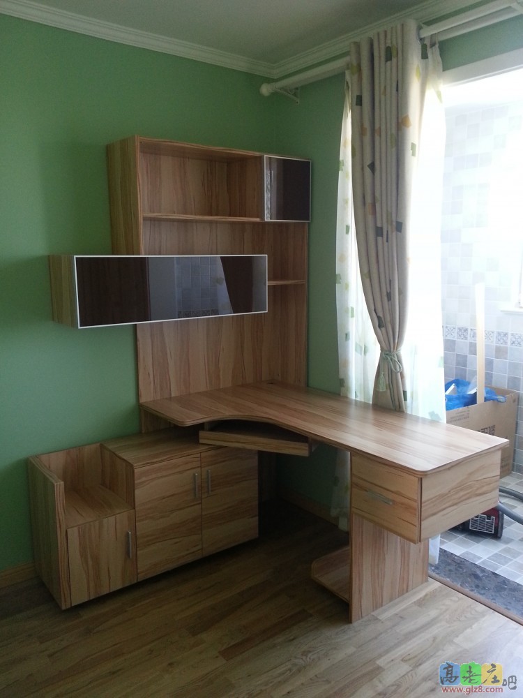 电脑桌加活动推柜