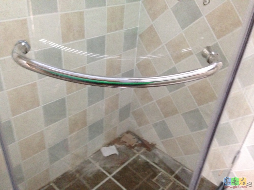 客卫淋浴房细节