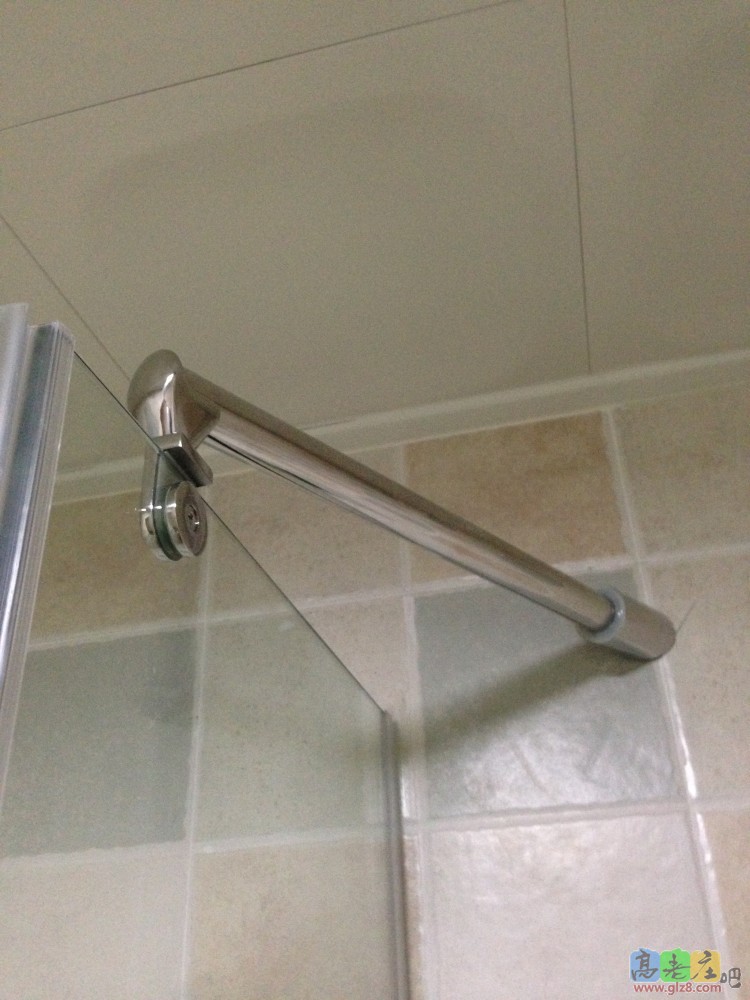 客卫淋浴房细节