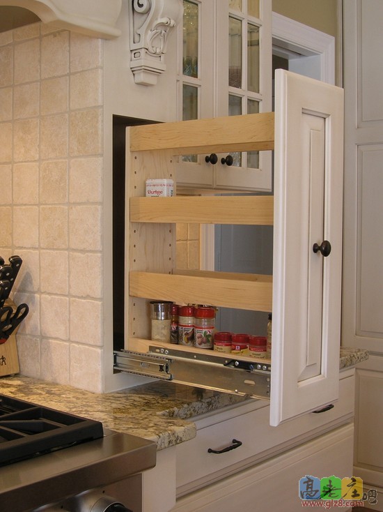 traditional-kitchen (1).jpg