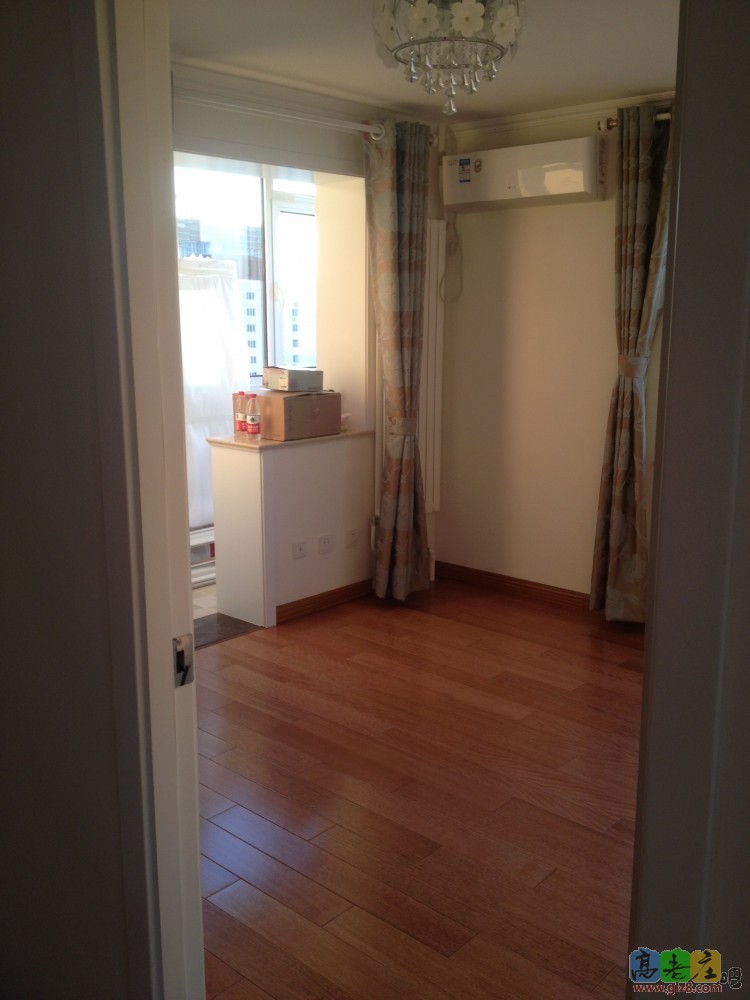 整个房间做完保洁效果