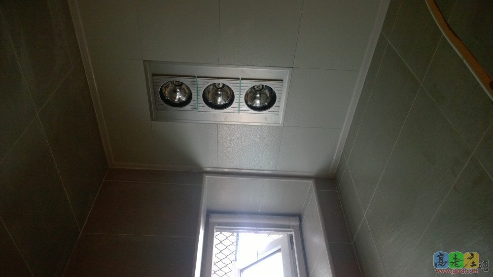 卫生间里安装的是我想要的浴霸