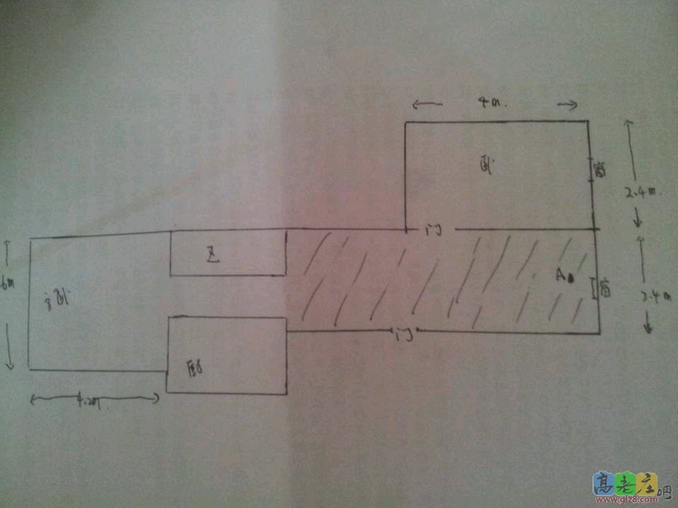 上传我的户型图，图中阴影部分想设计为客厅，但是宽度有限不想把电视放在墙上，以后孩子看电视太近怕对眼睛不好，想要把电视放在A点，但是A点背靠着窗户，做一个电视柜，和窗户之间留些许距离方便开关窗户，并且窗