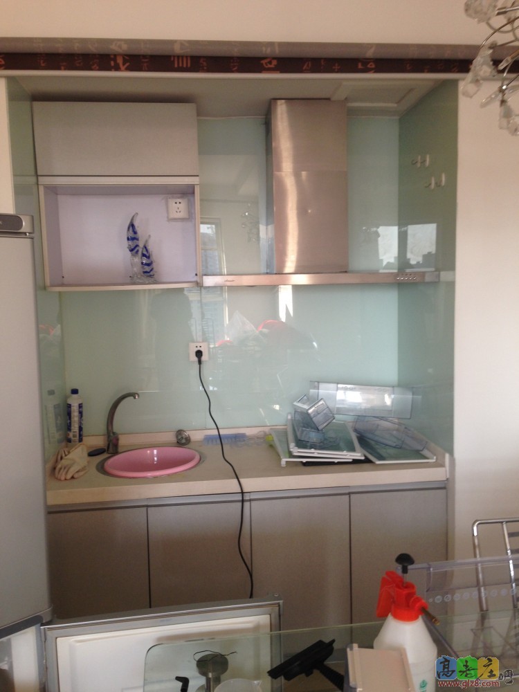 1楼可怜的小橱柜