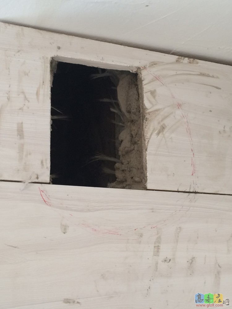 烟道口，安装工要求扩大到红线部分