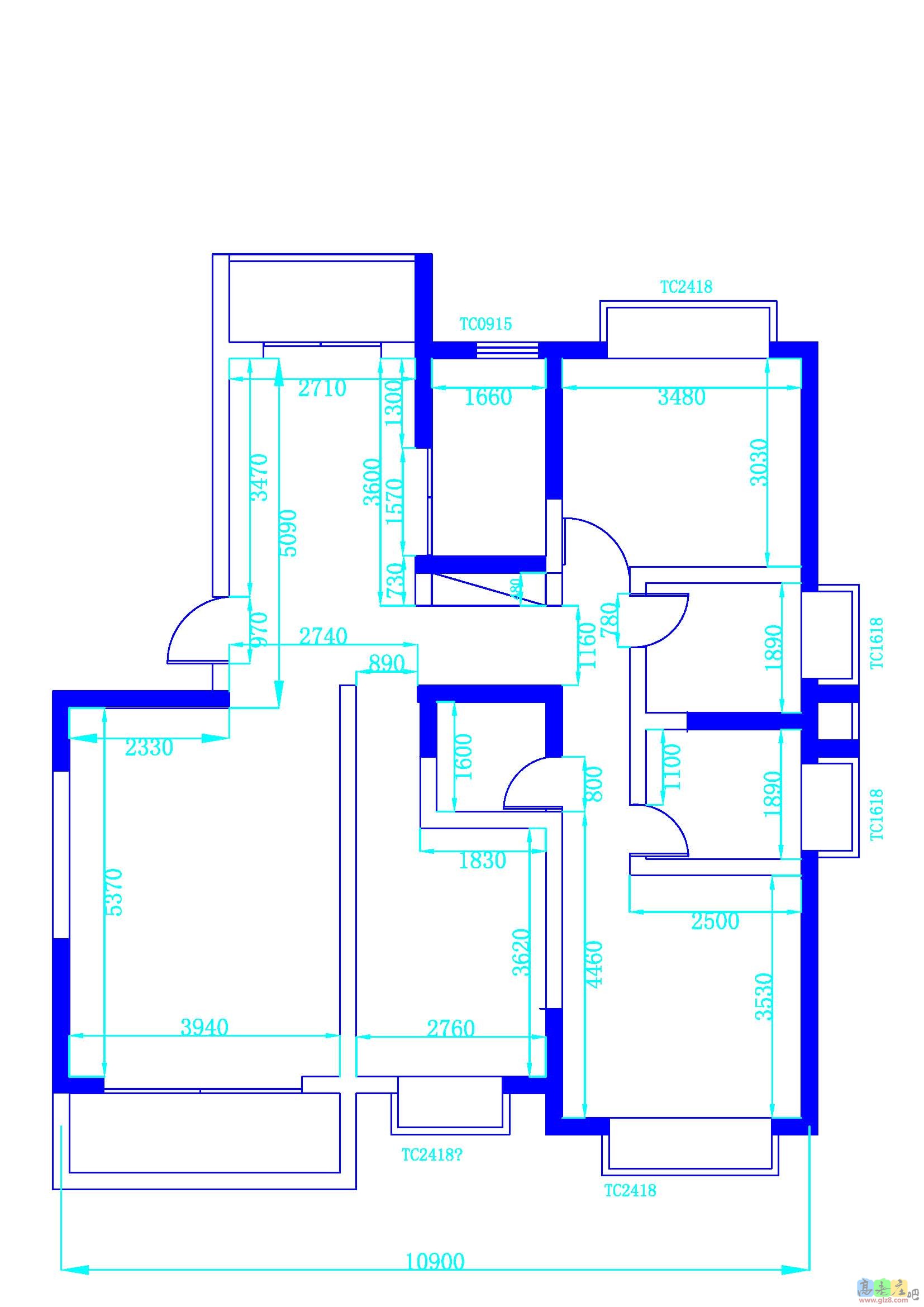 请教版主：此户型的大门与次卫相对，如何破解？谢谢