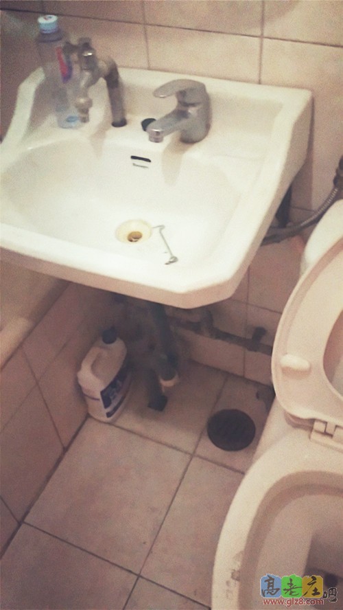 厕所洗手台_副本.jpg