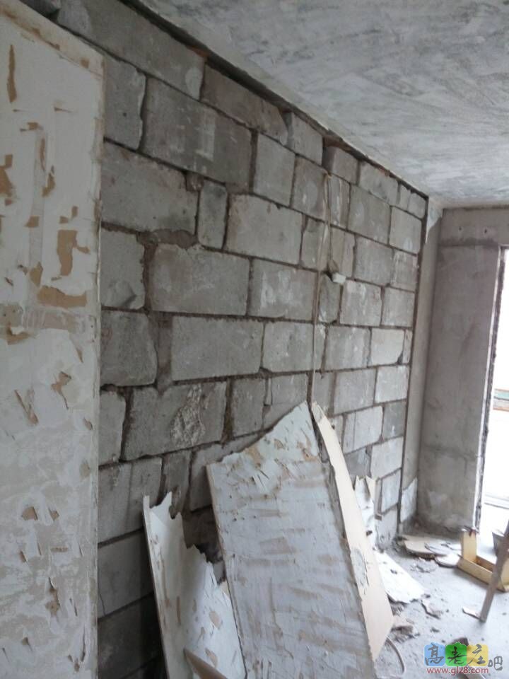 准备抹灰的墙