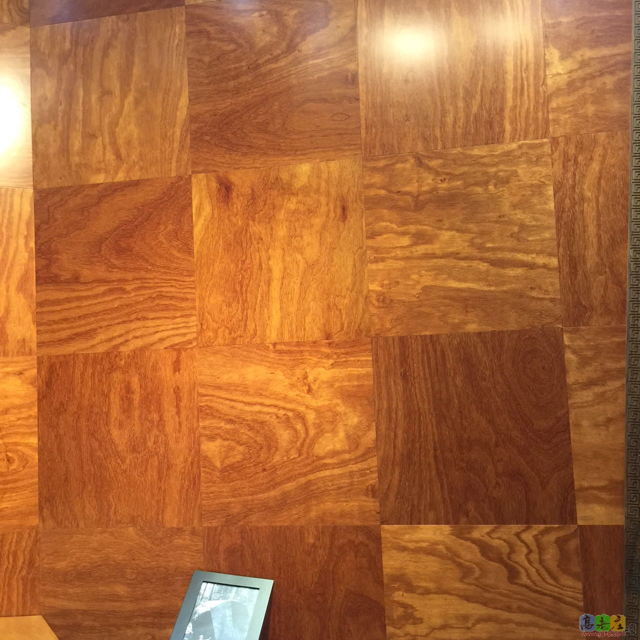 600X600的复合式木地砖