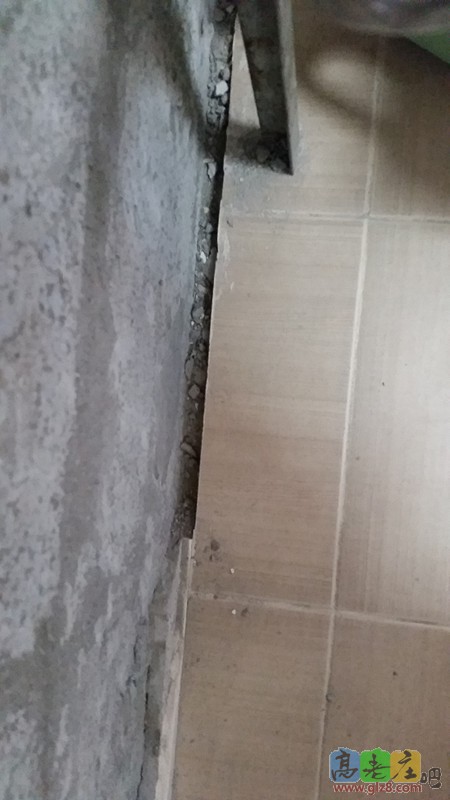 地面缝隙