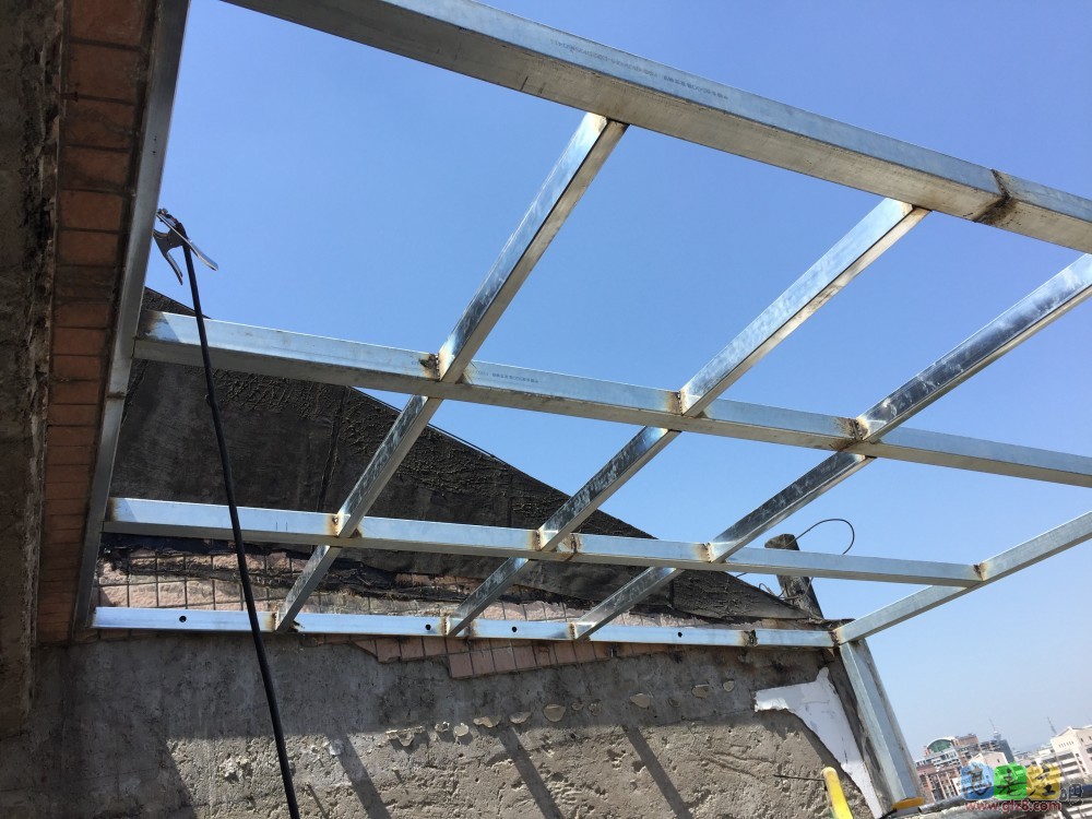 新顶搭建，严重超预算