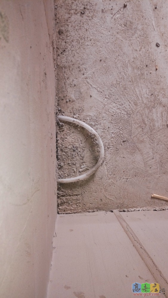 开发商预留的地暖管线